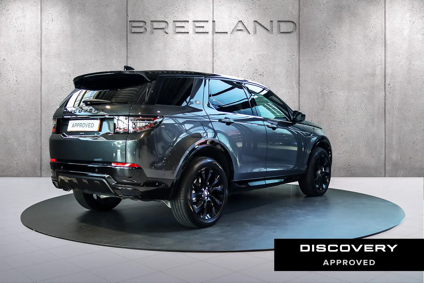 Land Rover Discovery Sport P300e Dynamic SE | FACELIFT | Panoramadak | 20" Grigio - 2