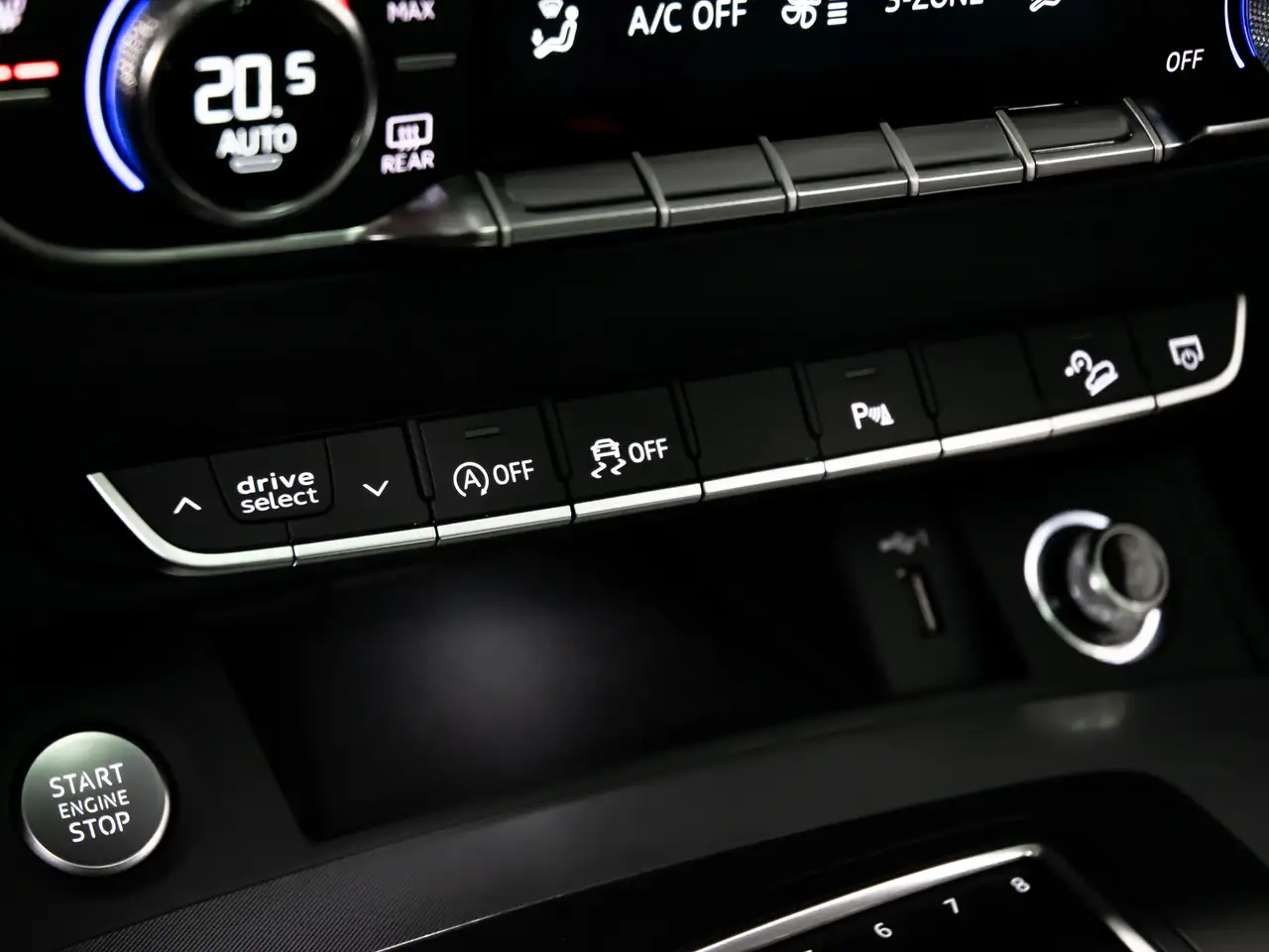 Audi Q5 снимка Audi Q5