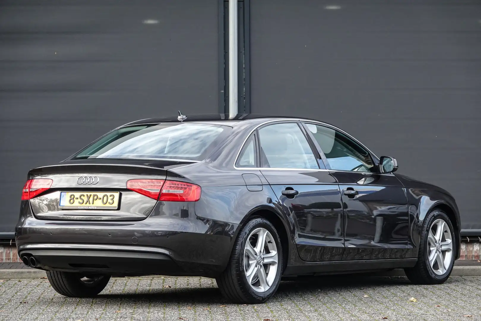 Audi A4 Limousine 1.8Tfsi 170Pk | Edition | Parkeersensore Grau - 2