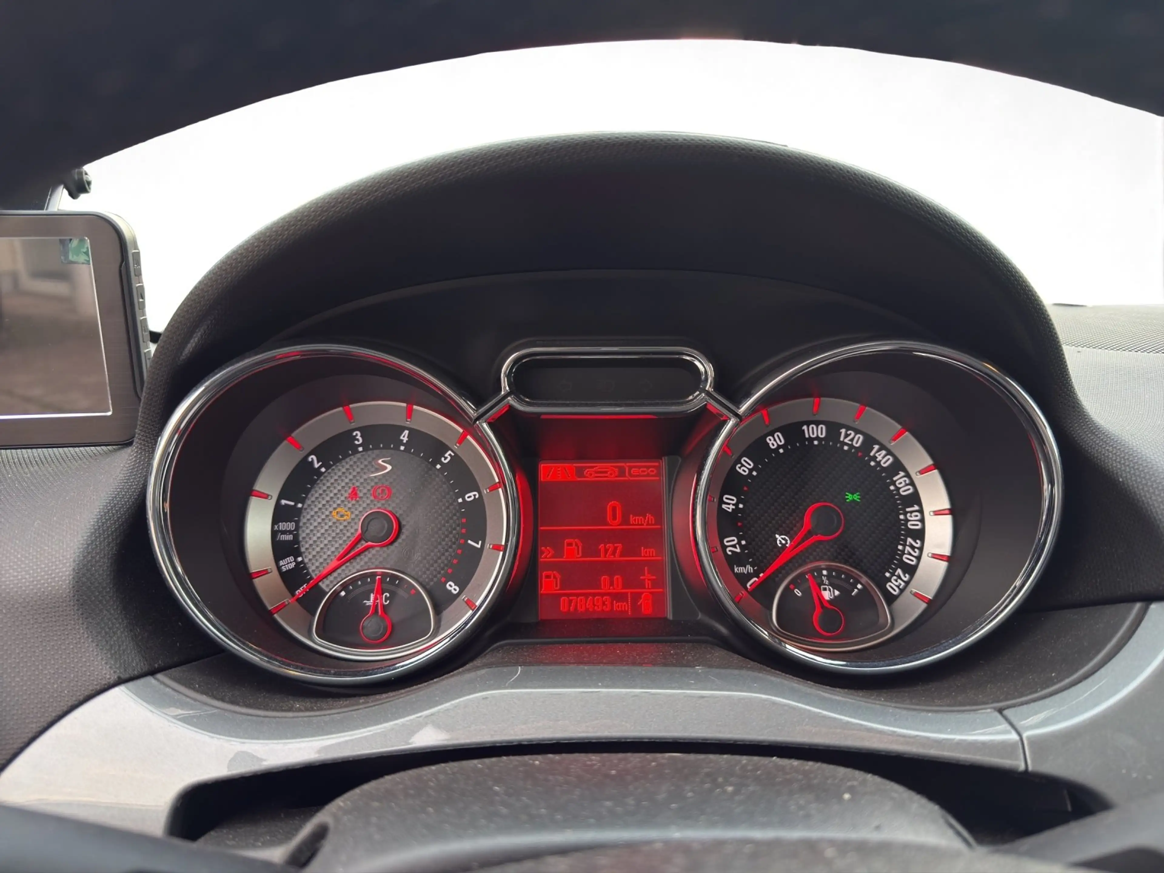 Opel Adam 1.4 Turbo S SHZ+LM+PDC+SoundSys+Winterp. — photo 13