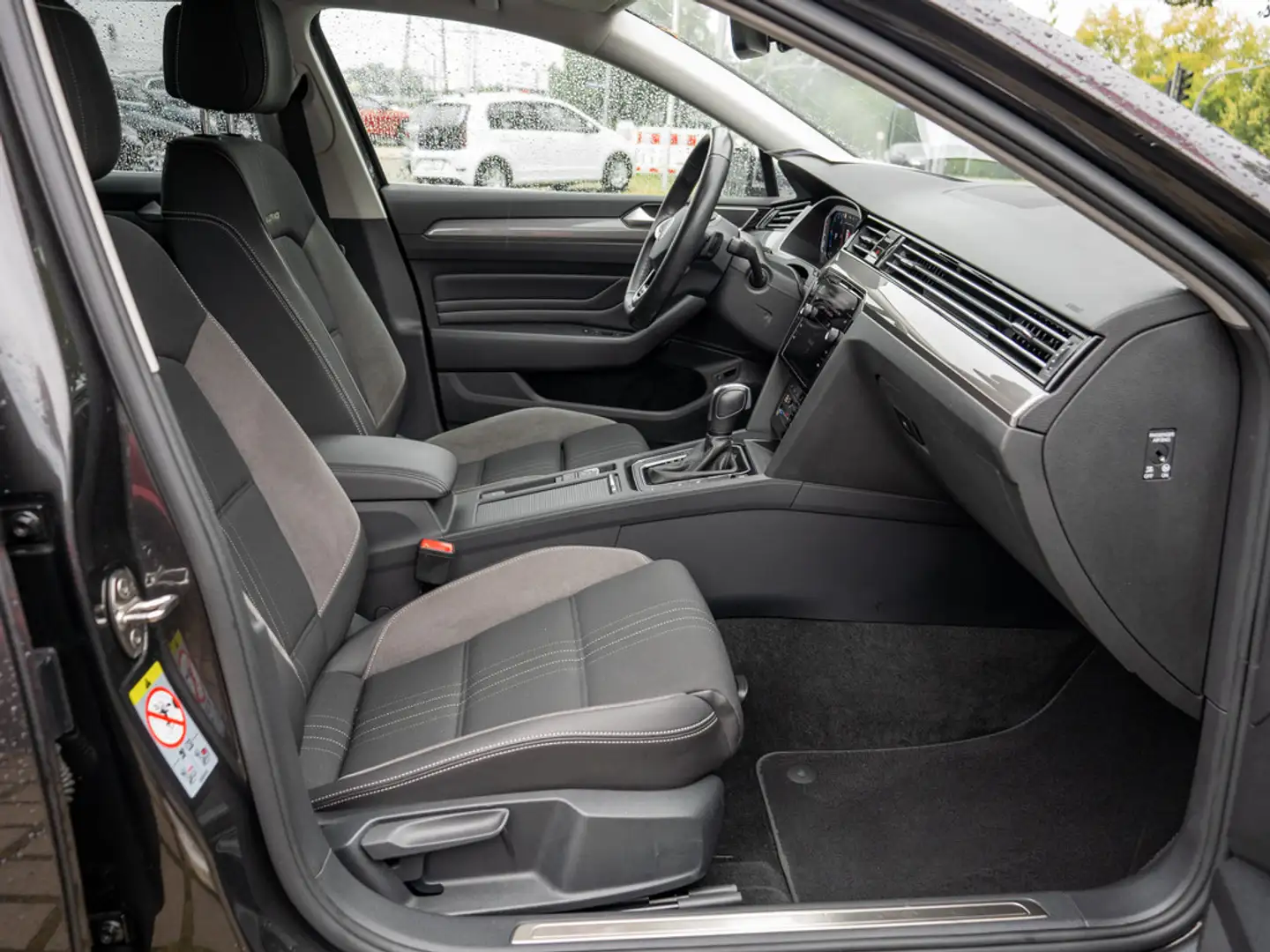 Volkswagen Passat Alltrack 2.0 TDI 4MOTION AHK ACC LED Gris - 2