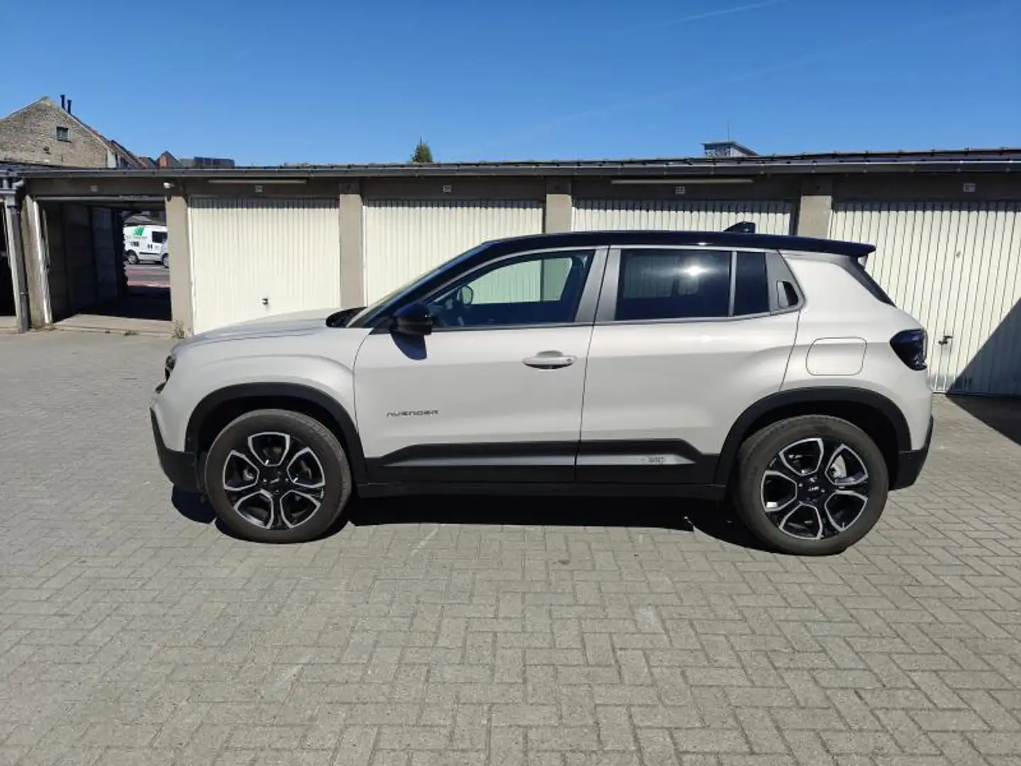 Jeep Avenger Summit MHEV Gris - 2