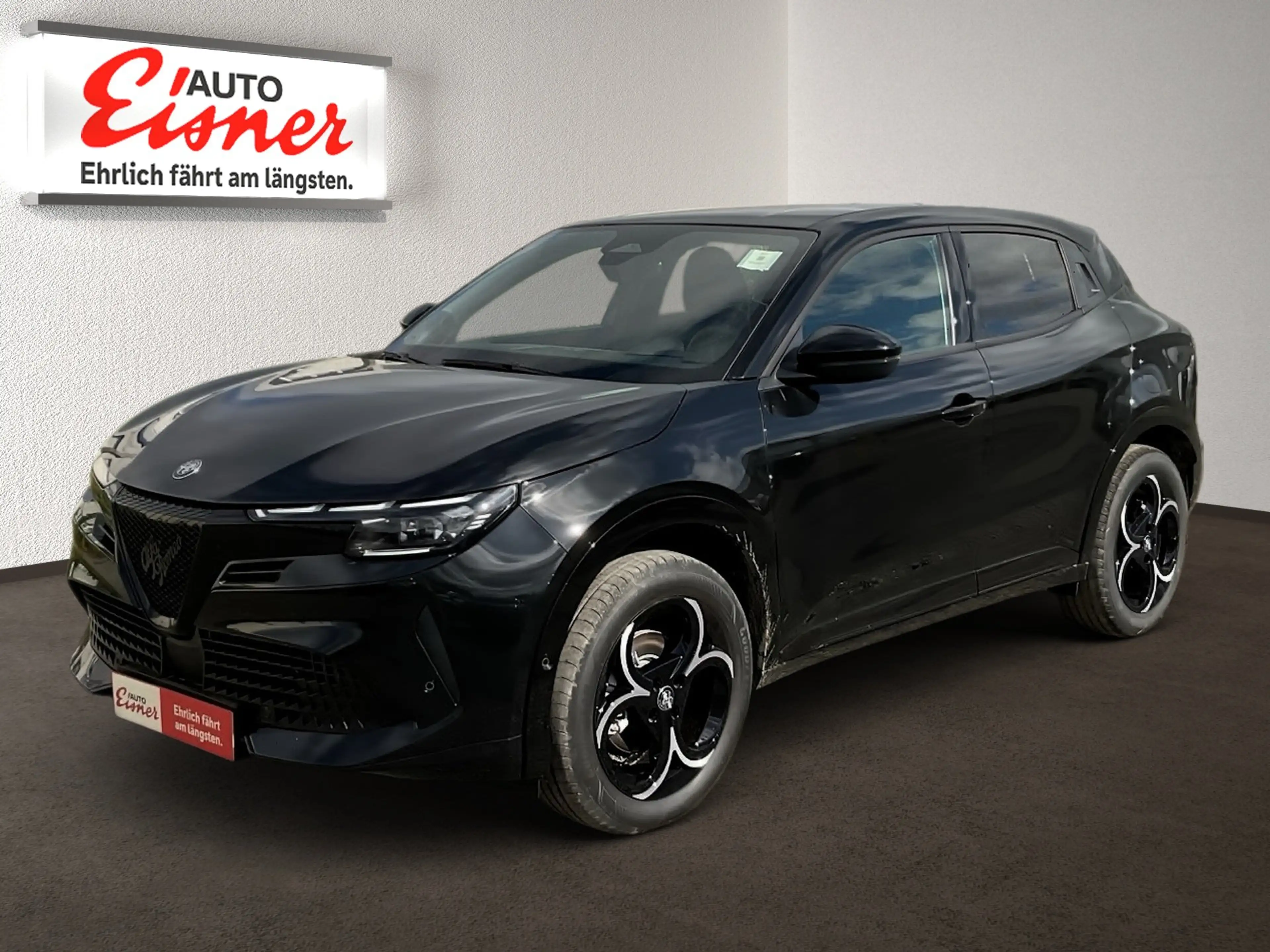 Alfa Romeo Junior 1.2 VGT Ibrida 48V- W Ti AUT Kam. KeyLess — photo 3