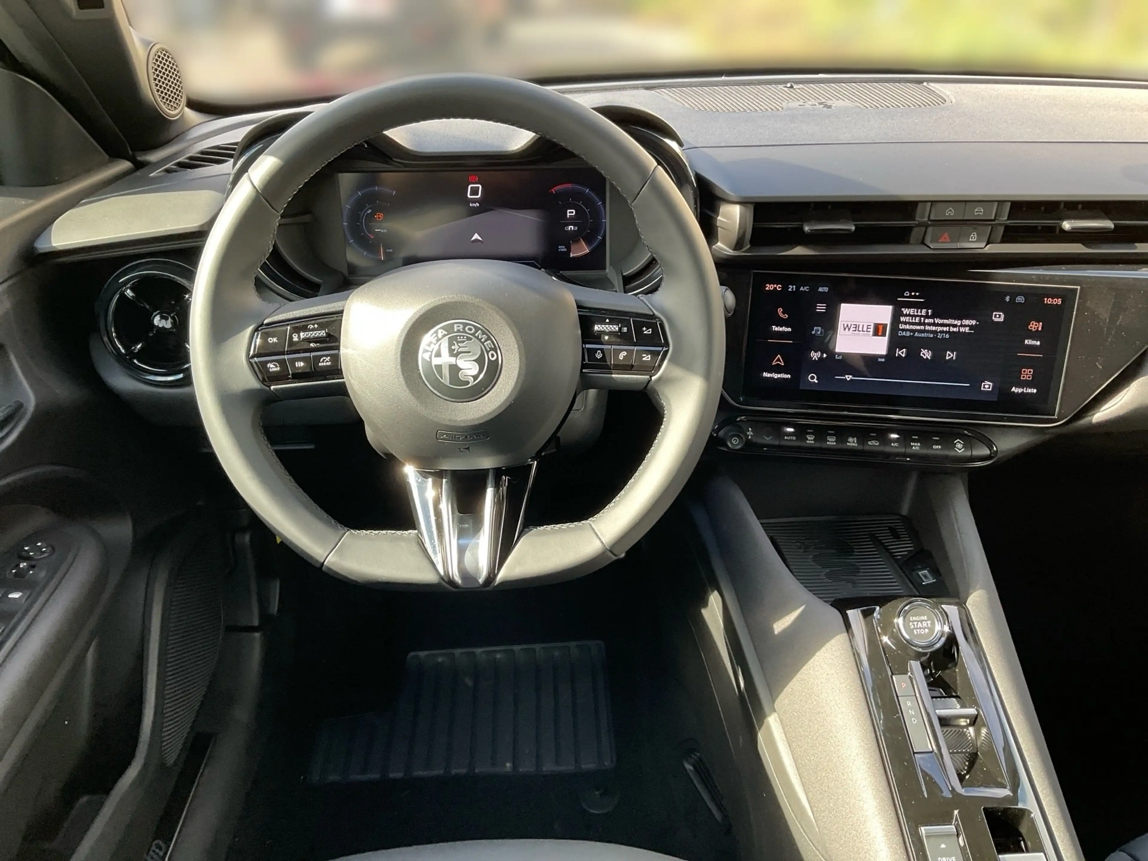 Alfa Romeo Junior 1.2 VGT Ibrida 48V- W Ti AUT Kam. KeyLess — photo 10