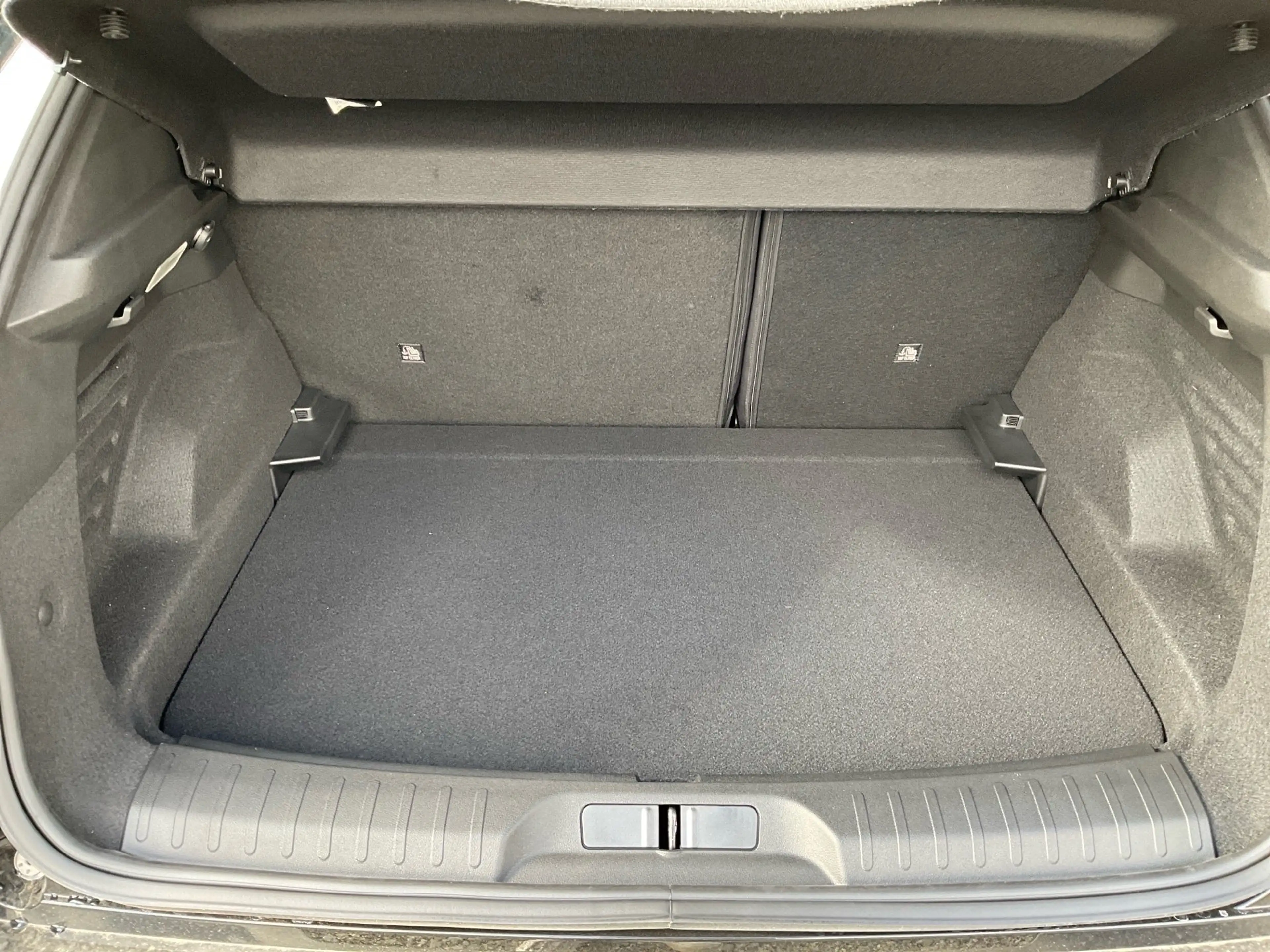 Alfa Romeo Junior 1.2 VGT Ibrida 48V- W Ti AUT Kam. KeyLess — photo 13
