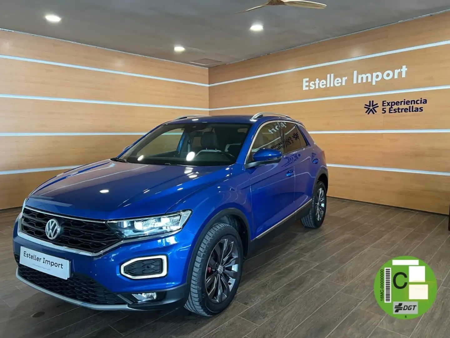 Volkswagen T-Roc 1.5 TSI Sport Azul - 1