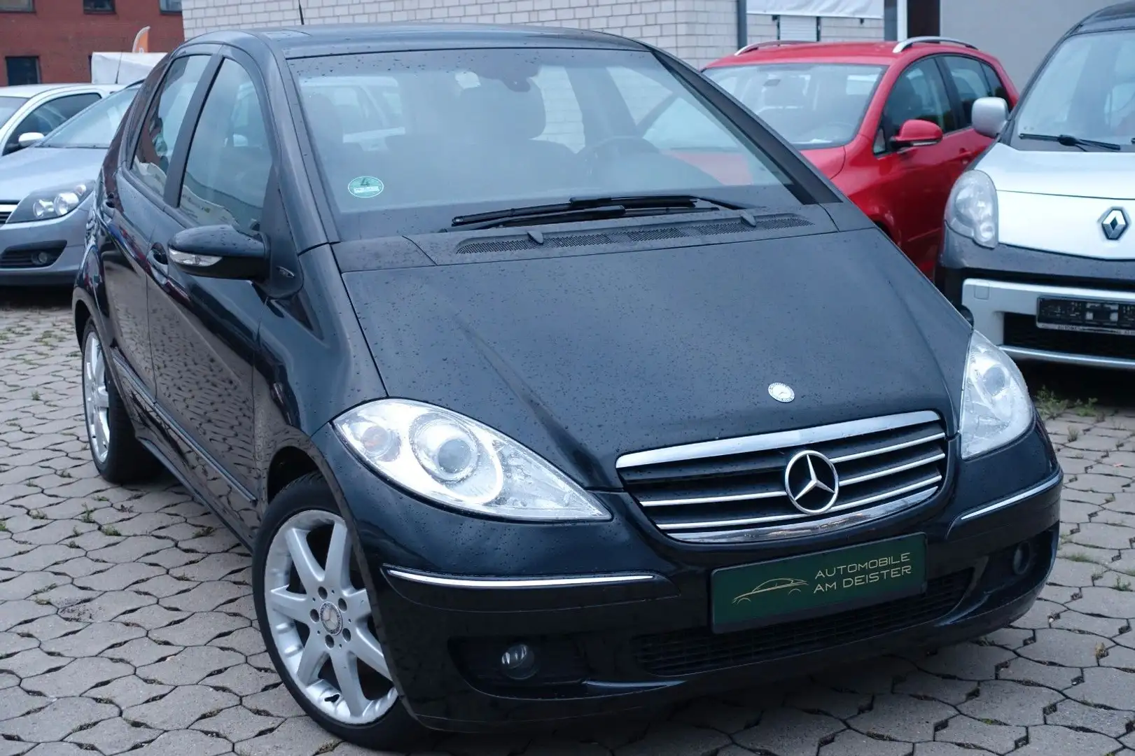 Mercedes-Benz A 200 CDI*AVANTGARDE*DESIGNO*AUTOMATIK*SHZ*TEMPO Negro - 2