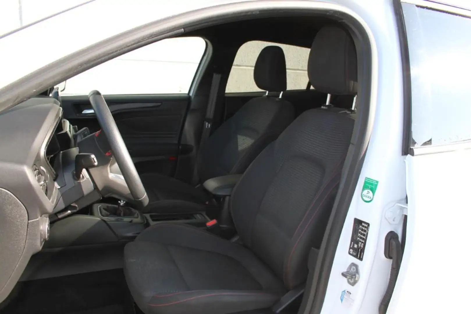 Ford Focus 1.0 MHEV ST-Line LED Winter Technol. BLIS Weiß - 2