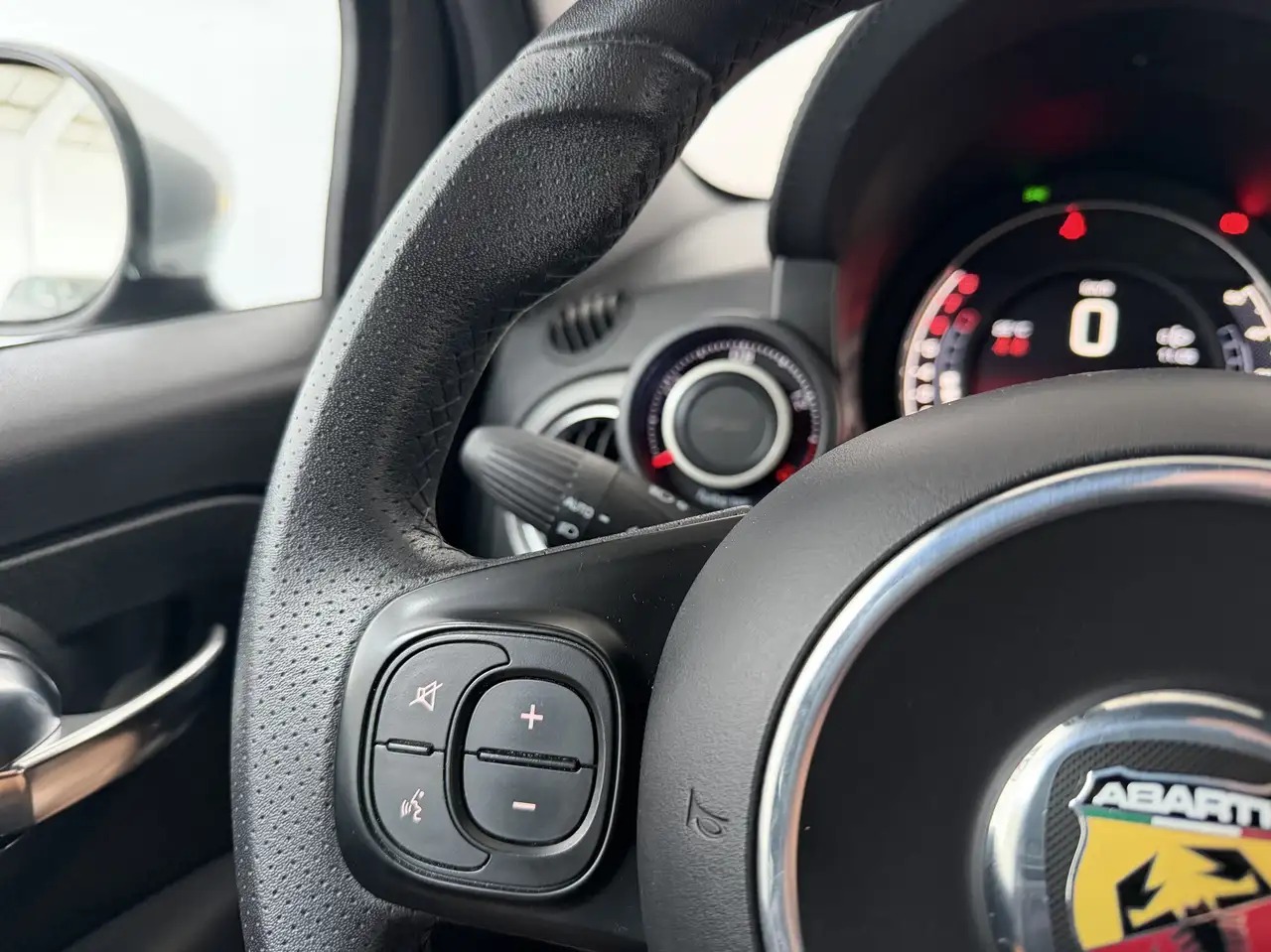 Abarth 595 Turismo 2022 — фото 12