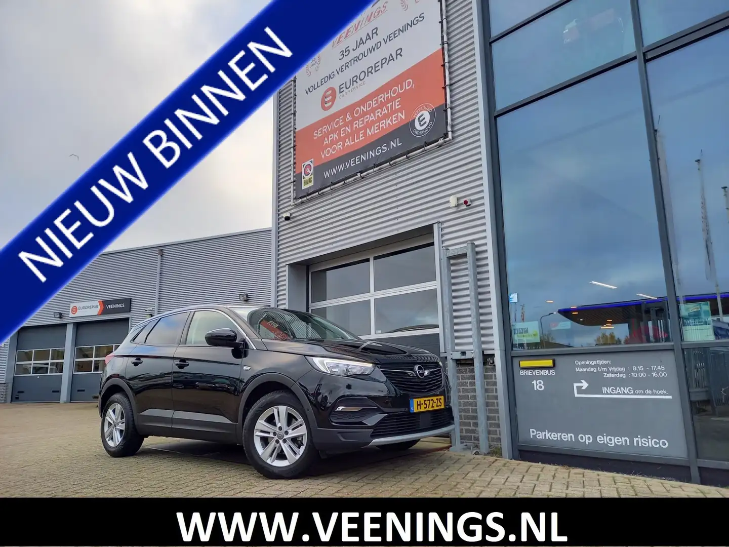 Opel Grandland X 1.2 Turbo Business Executive - CAMERA - TREKHAAK - Zwart - 1