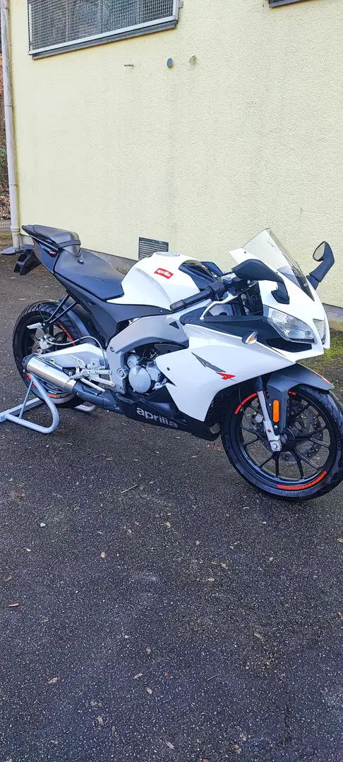 Aprilia RS4 50 Blanco - 1
