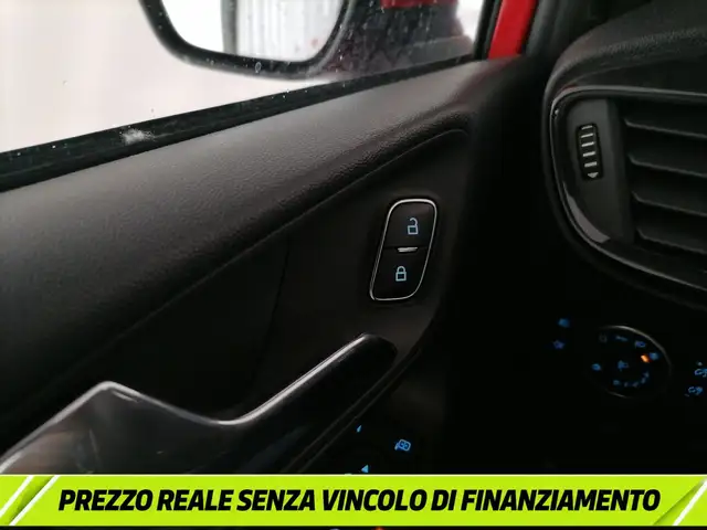 Ford Fiesta view 26