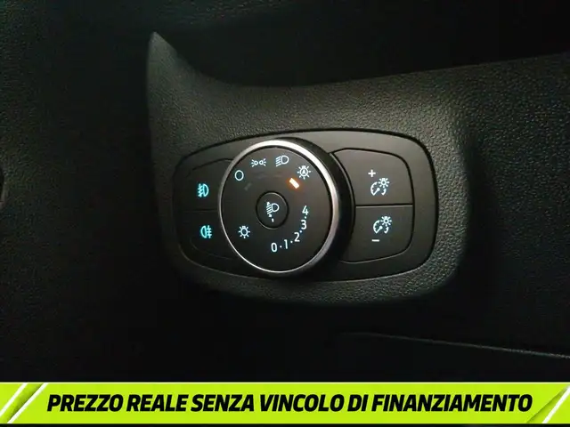 Ford Fiesta view 27