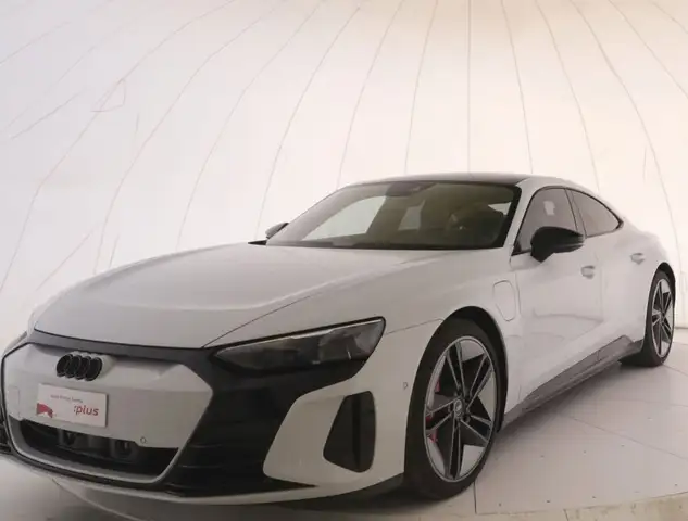 Audi e-tron GT RS  quattro