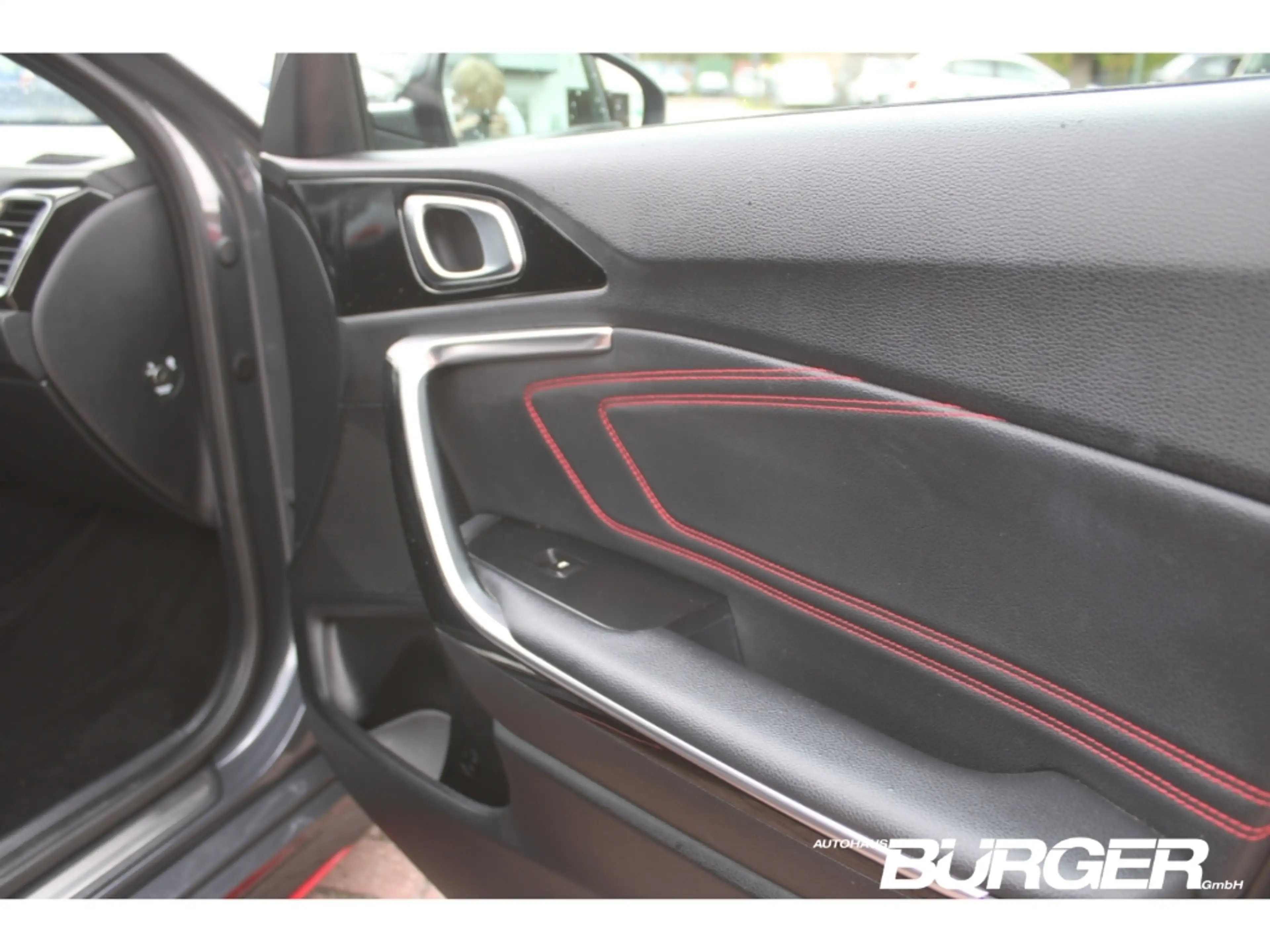 Kia ProCeed / pro_cee'd GT 1.6 T-GDI Pano Navi LED JBL Kamera SitzHZG digi — photo 15