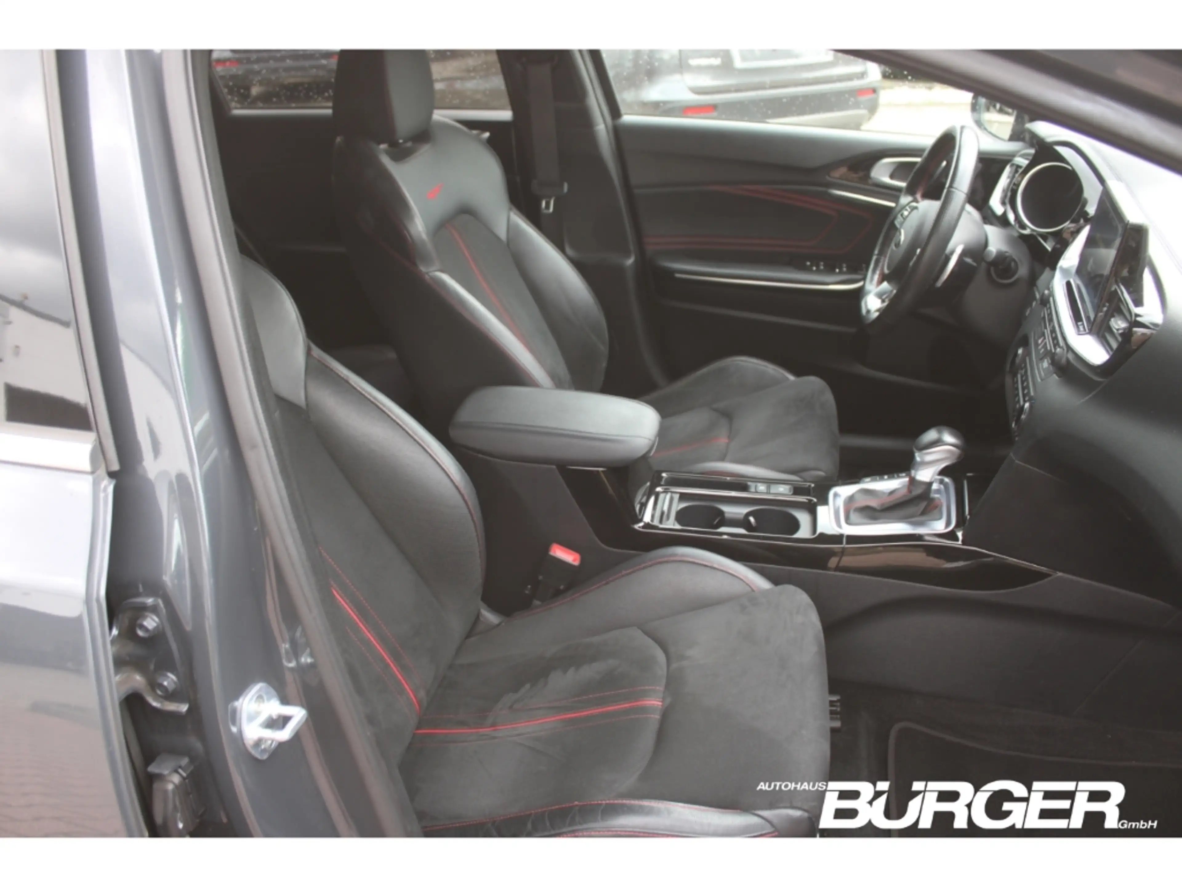 Kia ProCeed / pro_cee'd GT 1.6 T-GDI Pano Navi LED JBL Kamera SitzHZG digi — photo 14