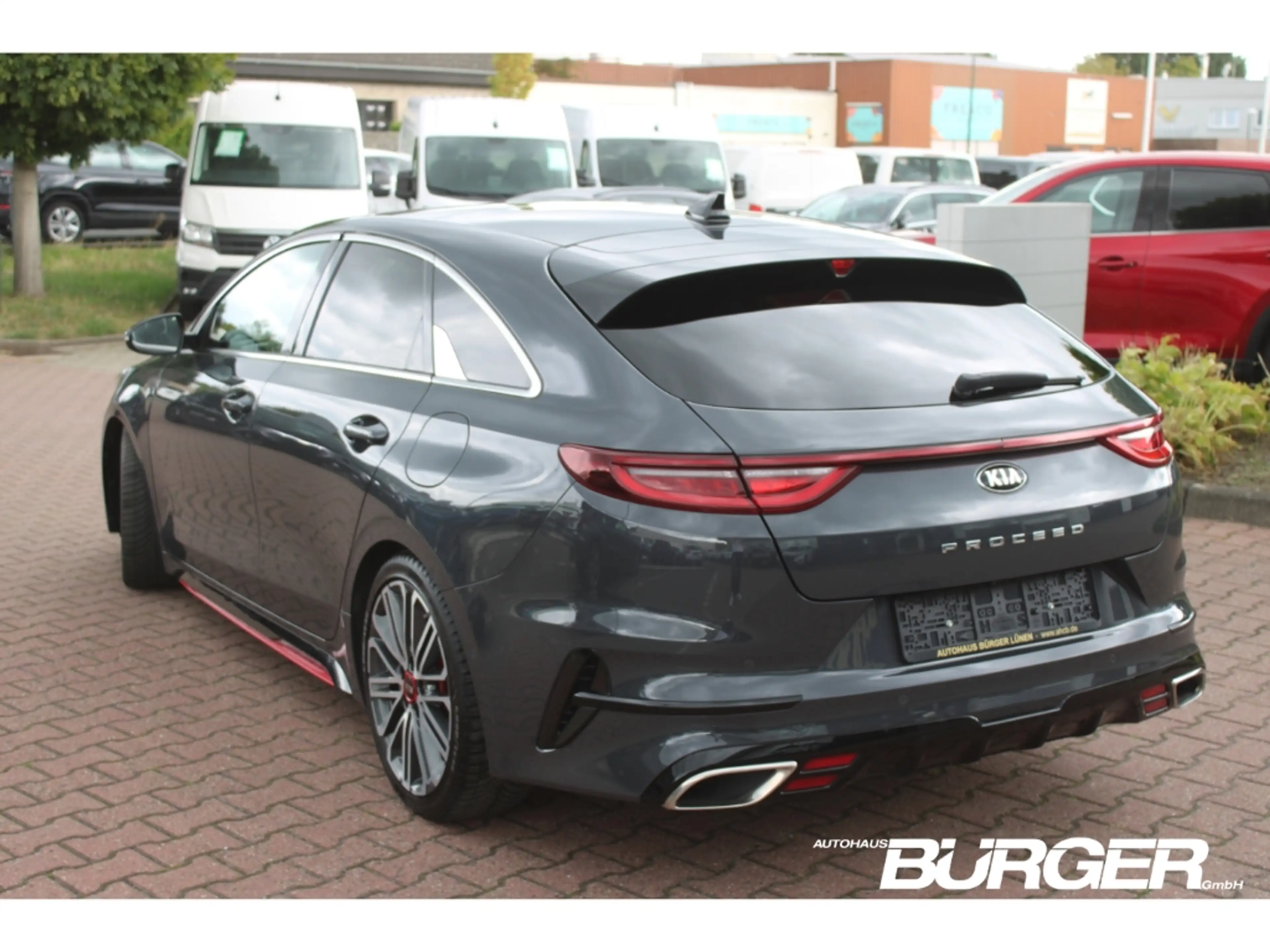 Kia ProCeed / pro_cee'd GT 1.6 T-GDI Pano Navi LED JBL Kamera SitzHZG digi — photo 7