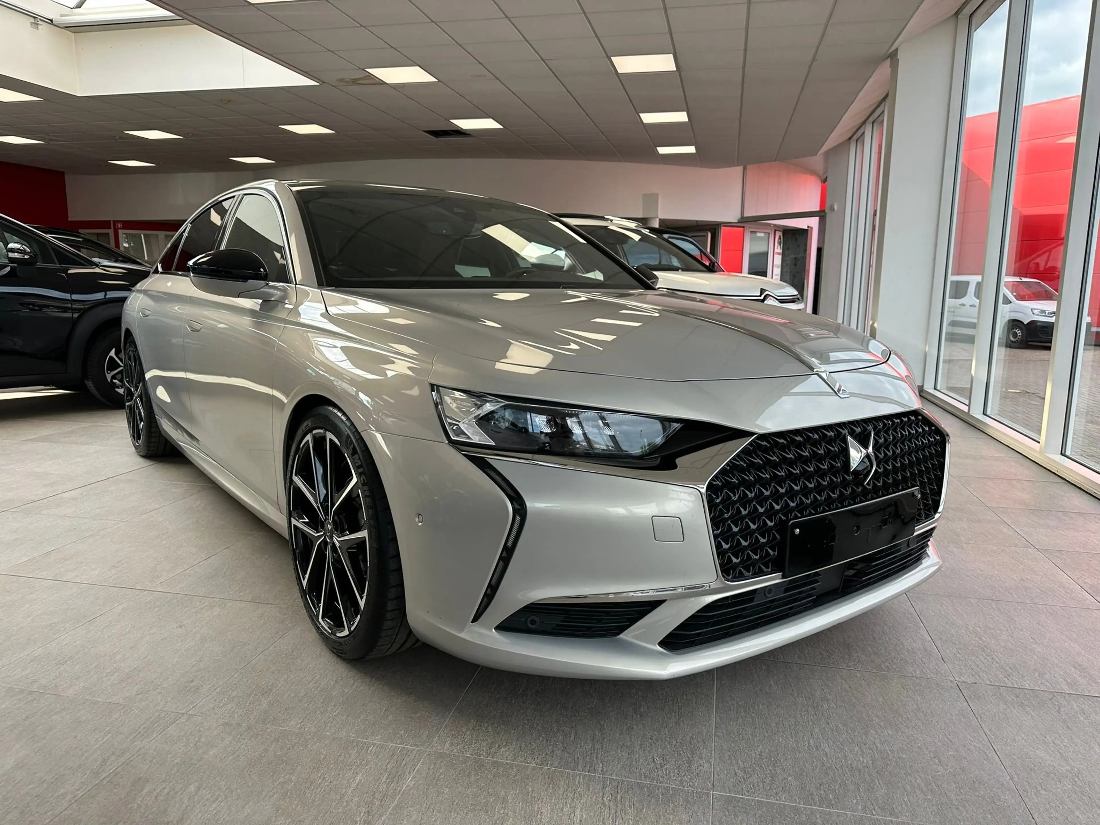 DS Automobiles DS 9 DS9 E-Tense 360PK 4x4 Automatik RIVOLI + — photo 15