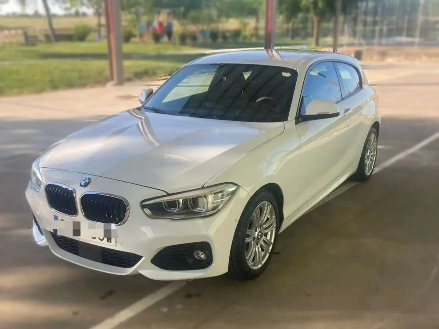 BMW 116 118dA Blanco - 1