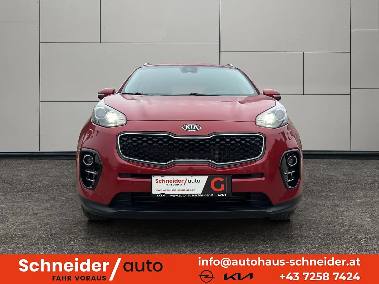 Kia Sportage 2,0 CRDI AWD Gold Aut. Rot - 2