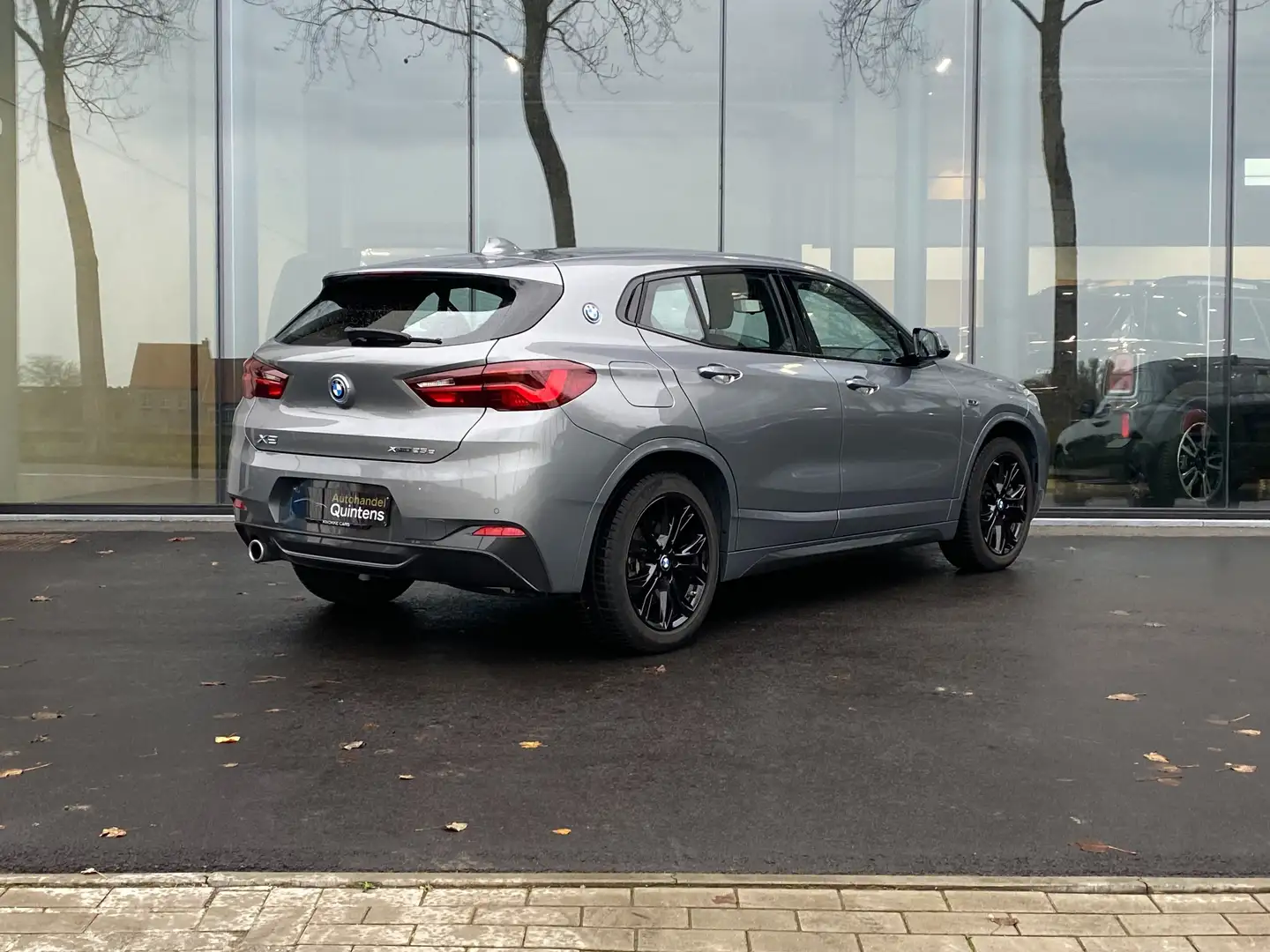 BMW X2 Plug in Hybride,M-Pakket,Sportzetels,Elekt koffer Grijs - 2