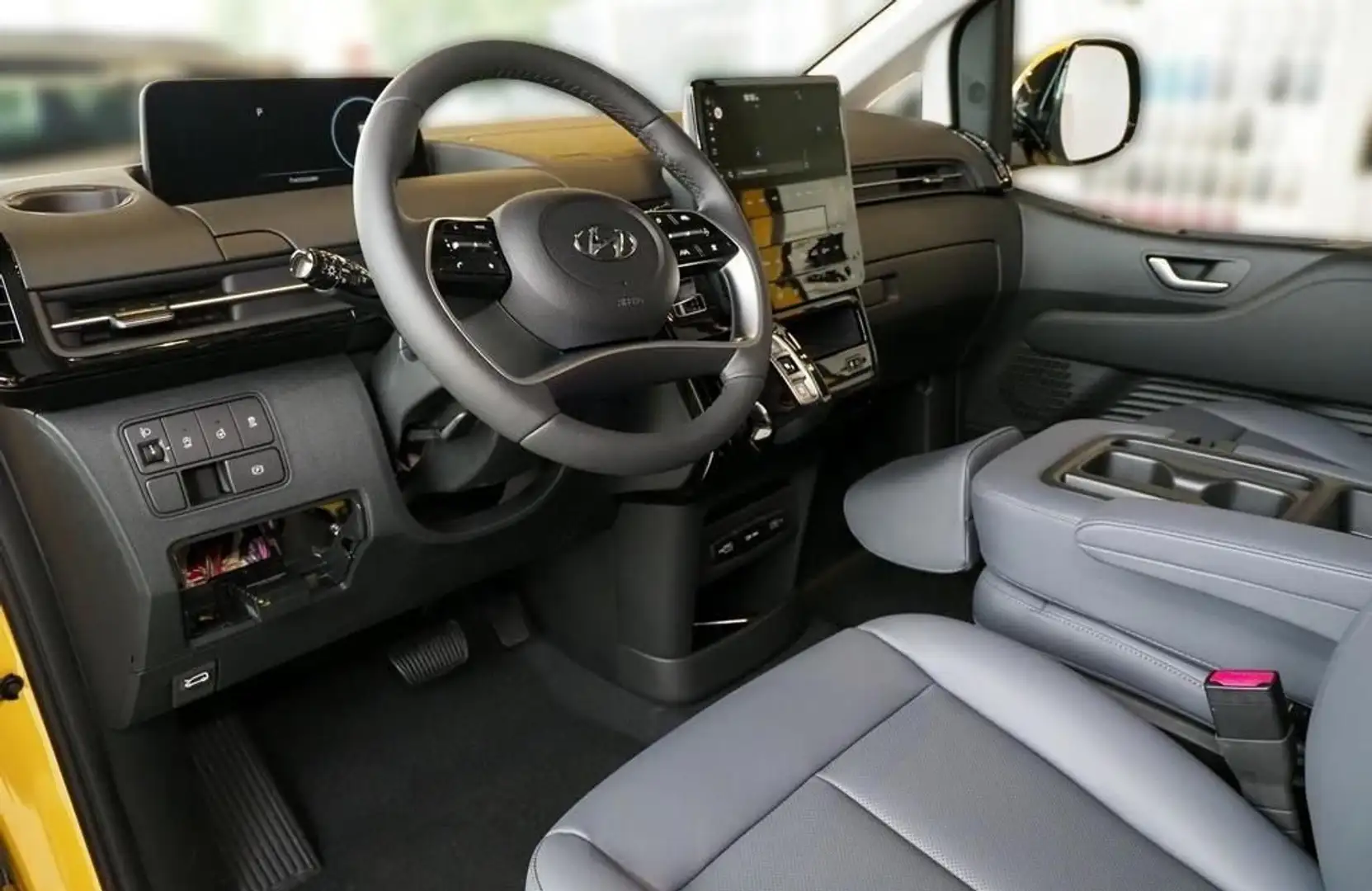 Hyundai STARIA 2.2 AT CRDi PRIME Жовтий - 1