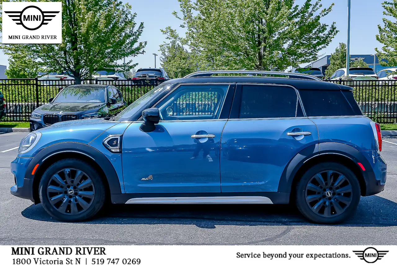 MINI Countryman снимка MINI Countryman