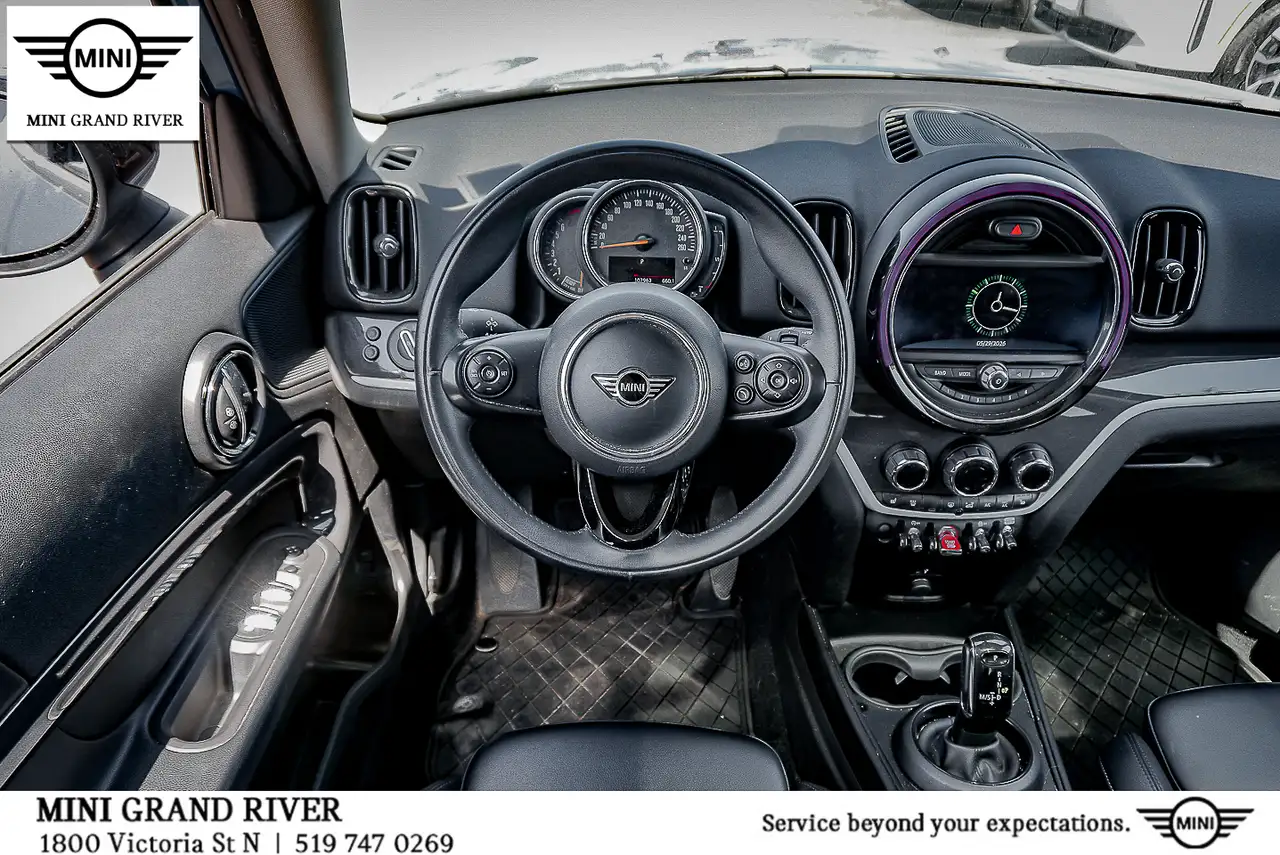 MINI Countryman снимка MINI Countryman
