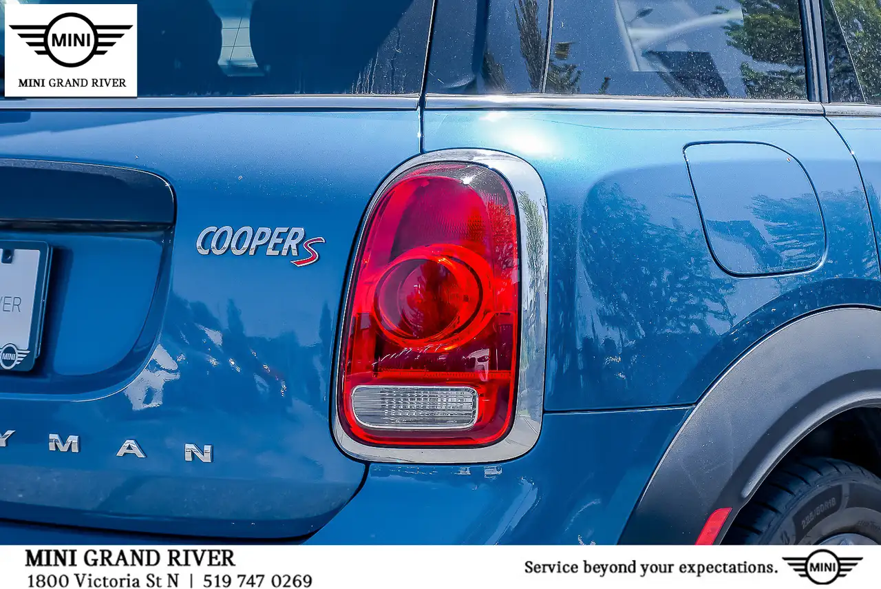 MINI Countryman снимка MINI Countryman