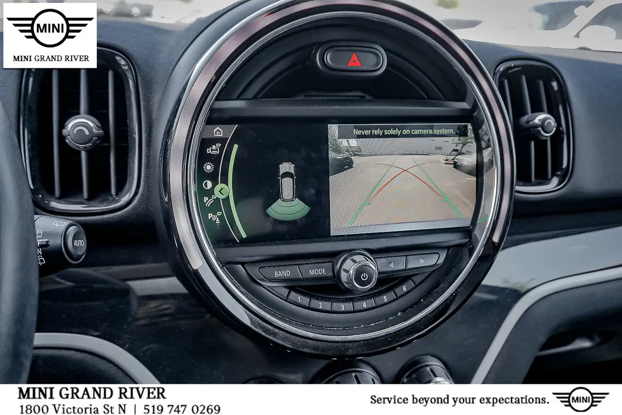 MINI Countryman снимка MINI Countryman