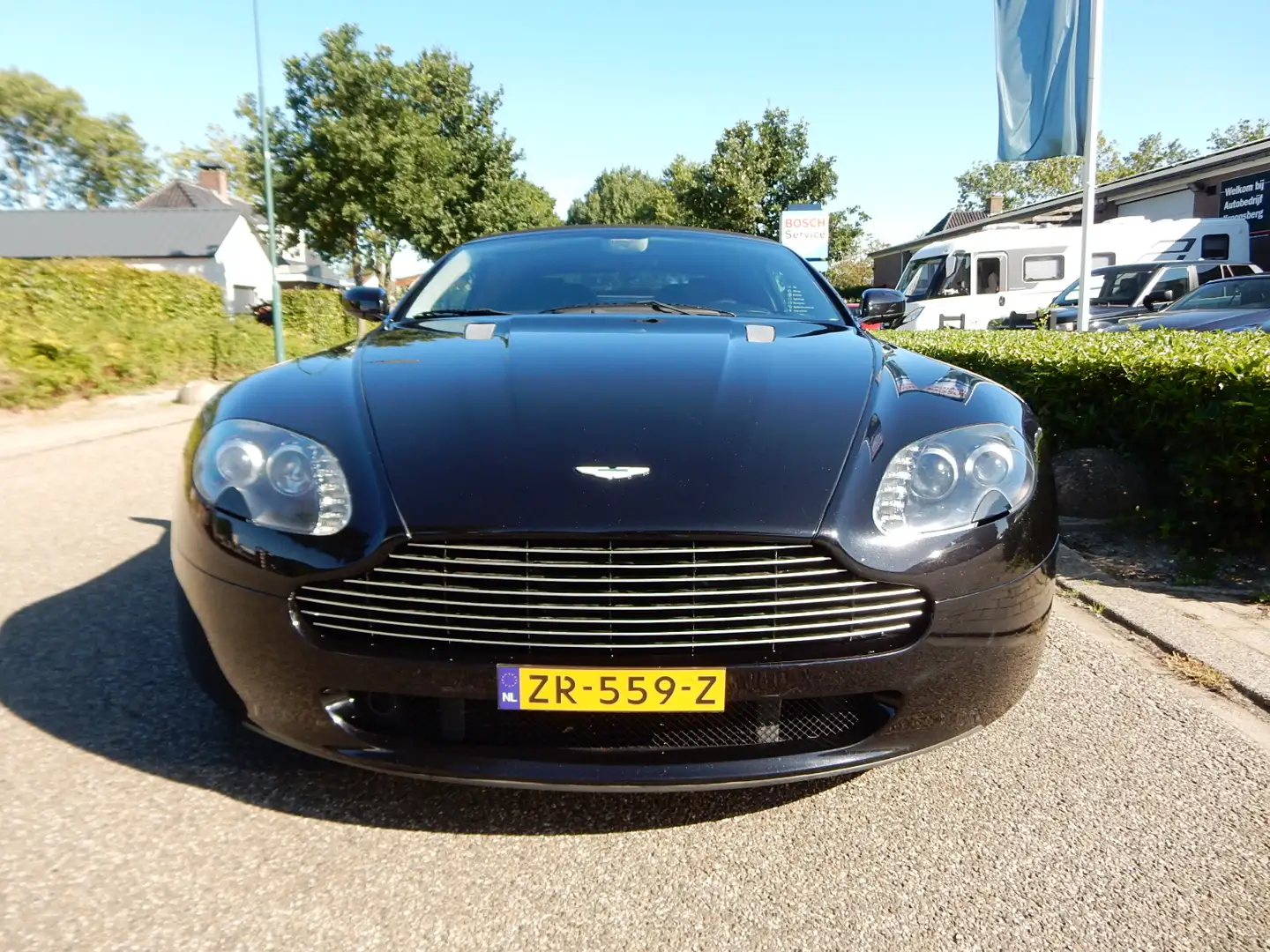 Aston Martin V8 4.3 VANTAGE ROADSTER Noir - 2