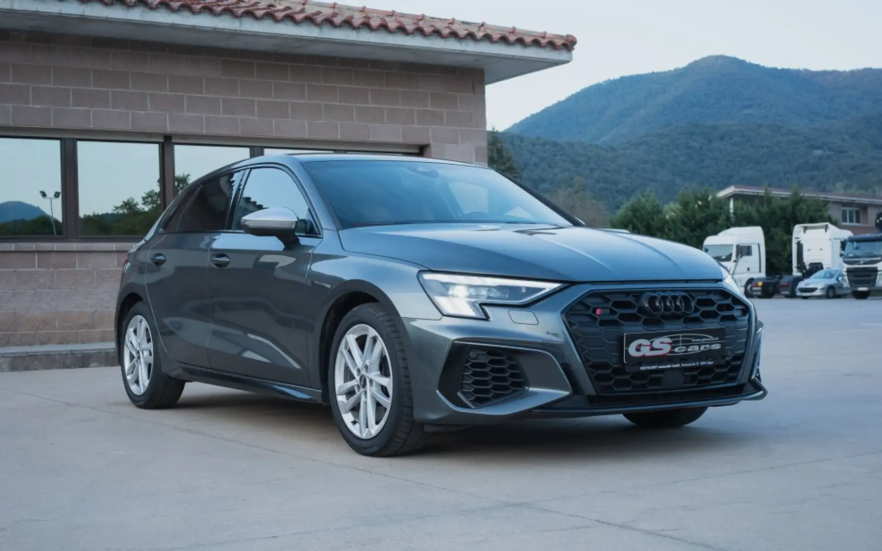 Audi S3 Sportback quattro S tronic Gris - 2