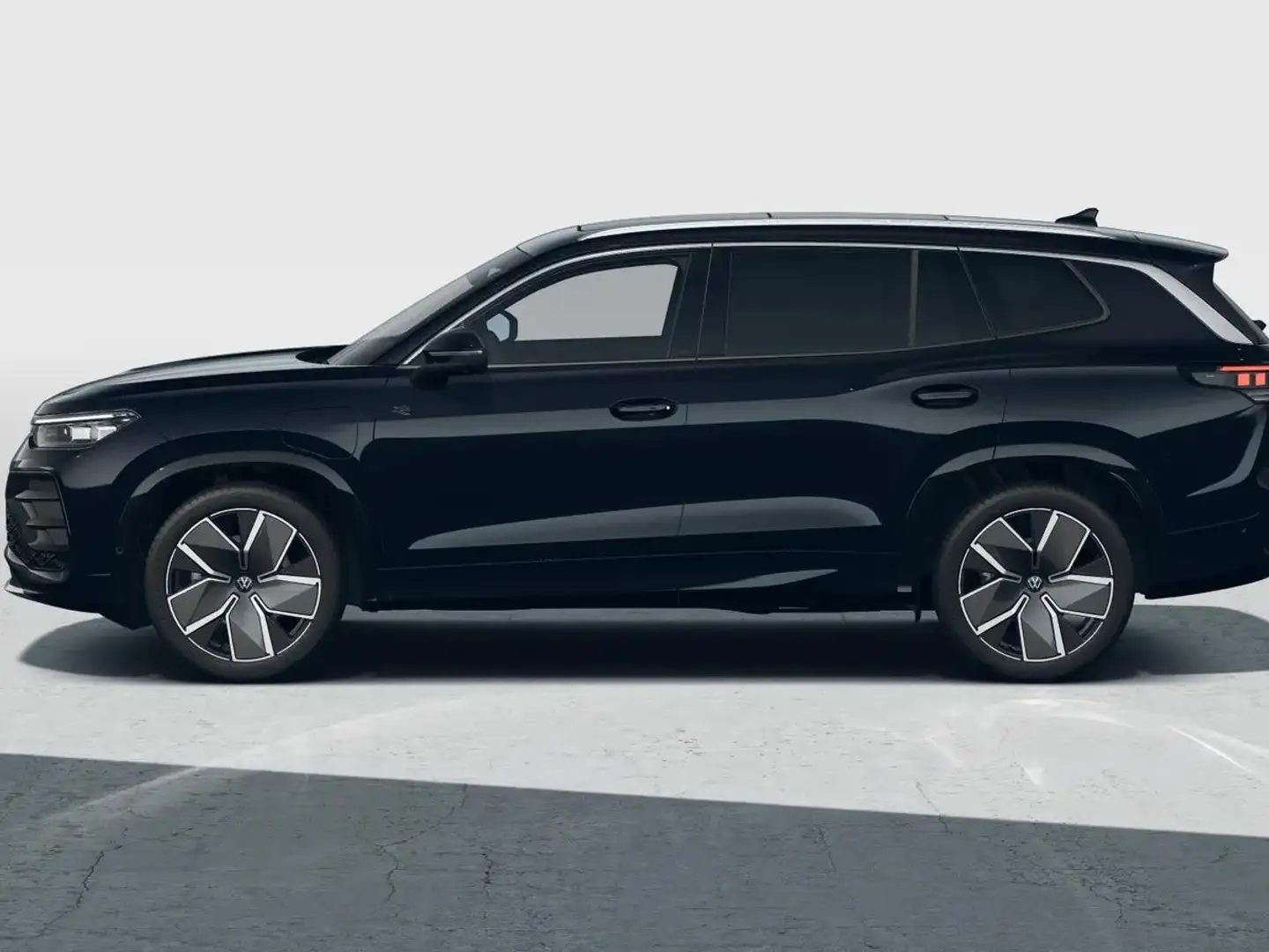 Volkswagen Tayron R-Line-Edition 1.5 eHybrid 200 kW / 272 pk SUV 6 v Zwart - 2