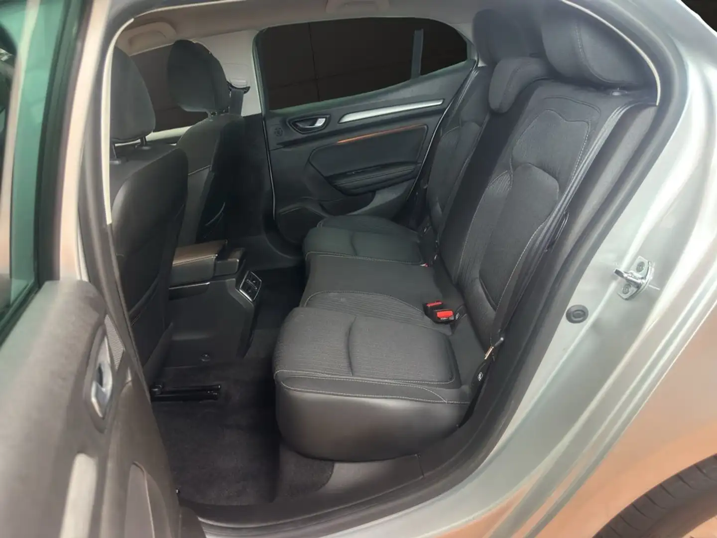 Renault Megane 1.5dCi Blue Zen 85kW Gris - 1