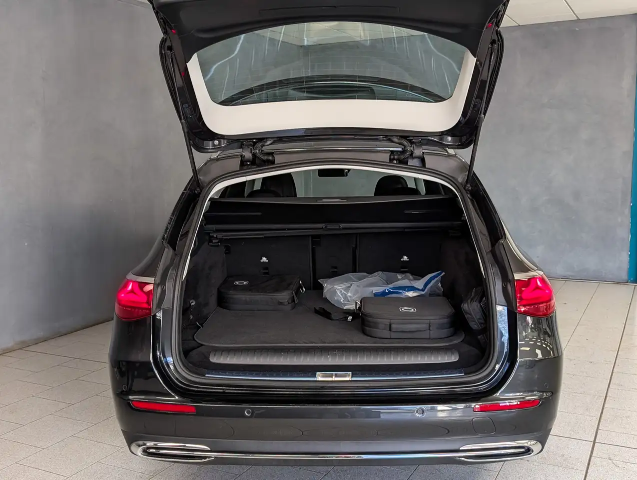 Mercedes-Benz E 300 STATION WAGON 300de EQ Plug-In Hybrid Automatic Advangarde Advanced 15