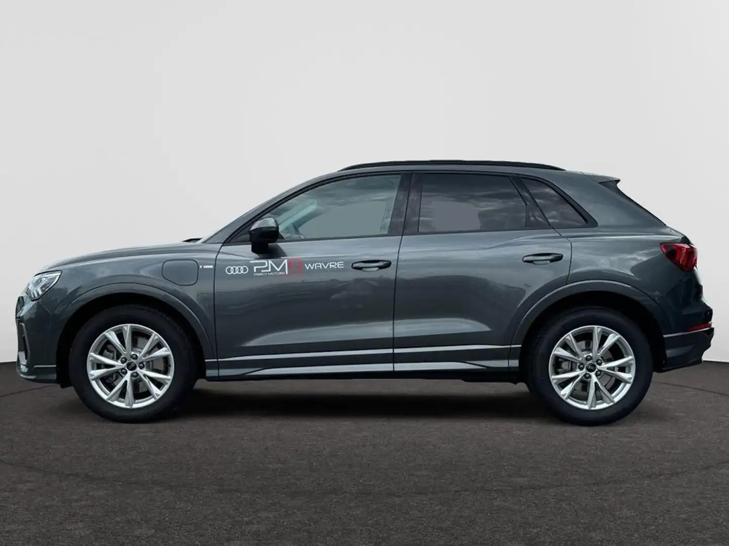 Audi Q3 Audi Q3 S line 45 TFSI e 180(245) kW(PS) S tronic Grau - 2