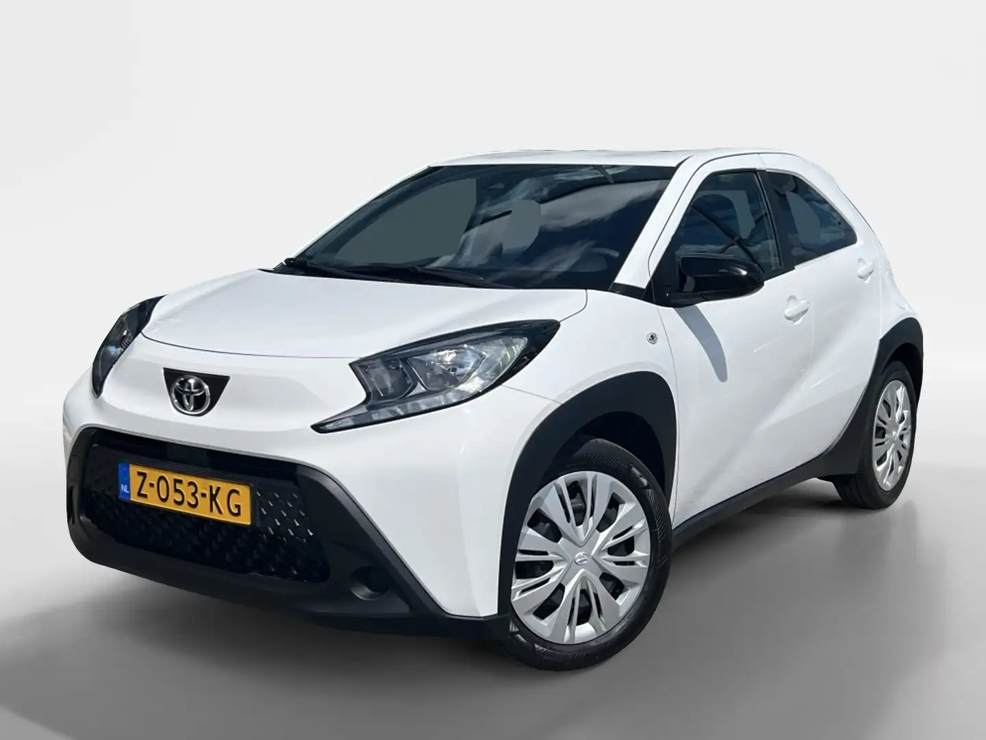 Toyota Aygo X 1.0 VVT-i MT Play Wit - 1