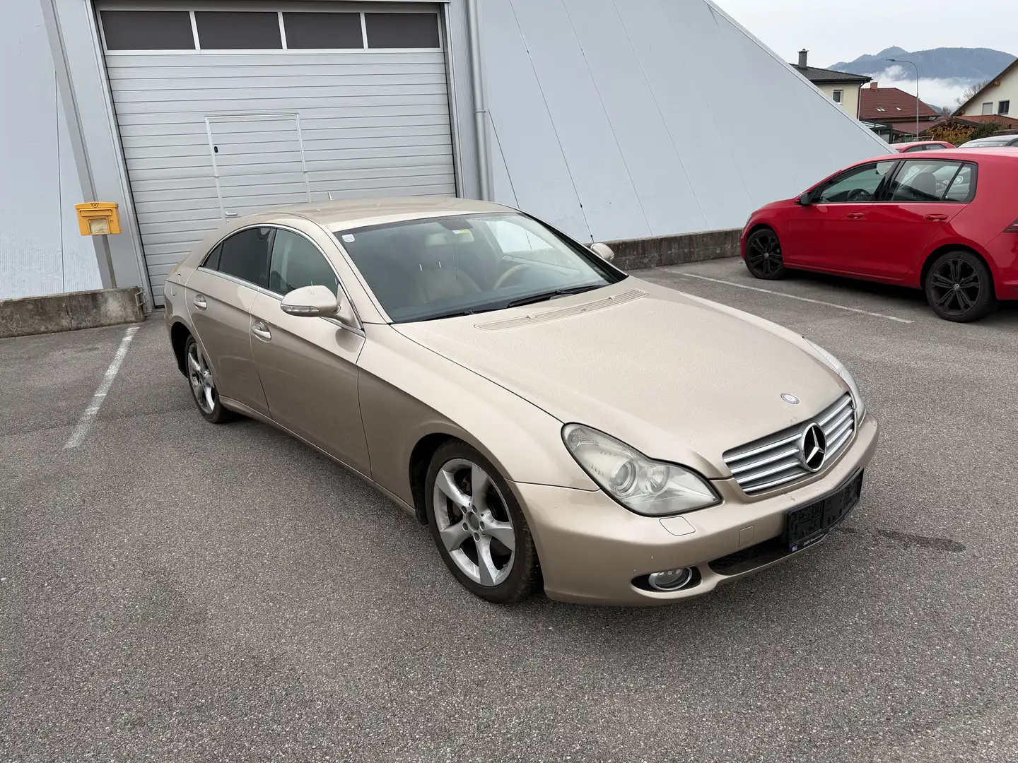 Mercedes-Benz CLS 320 CLS 320 / 350 CDI (219.322) Beige - 1