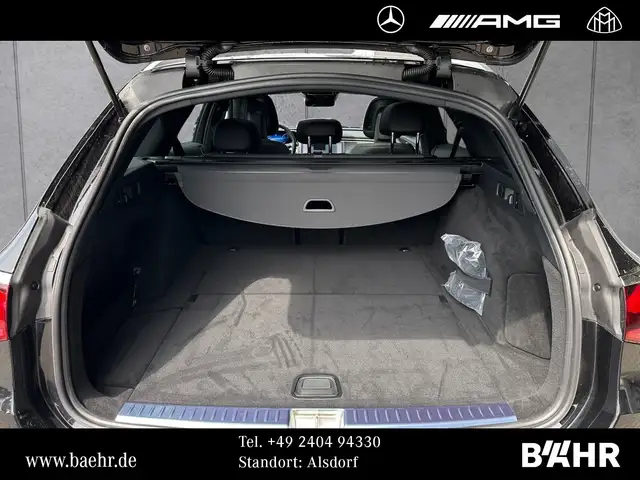 Mercedes-Benz 220 view 10
