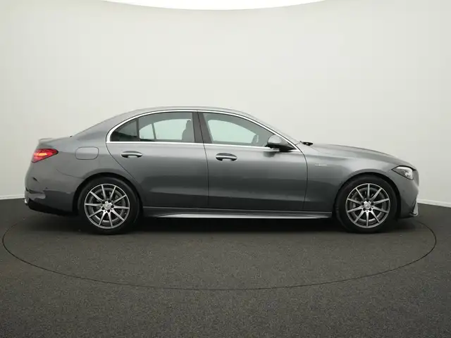 Mercedes-Benz C-Class view 5