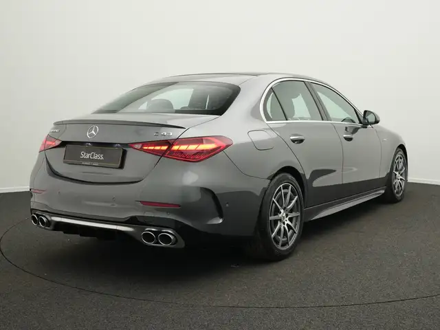 Mercedes-Benz C-Class view 3