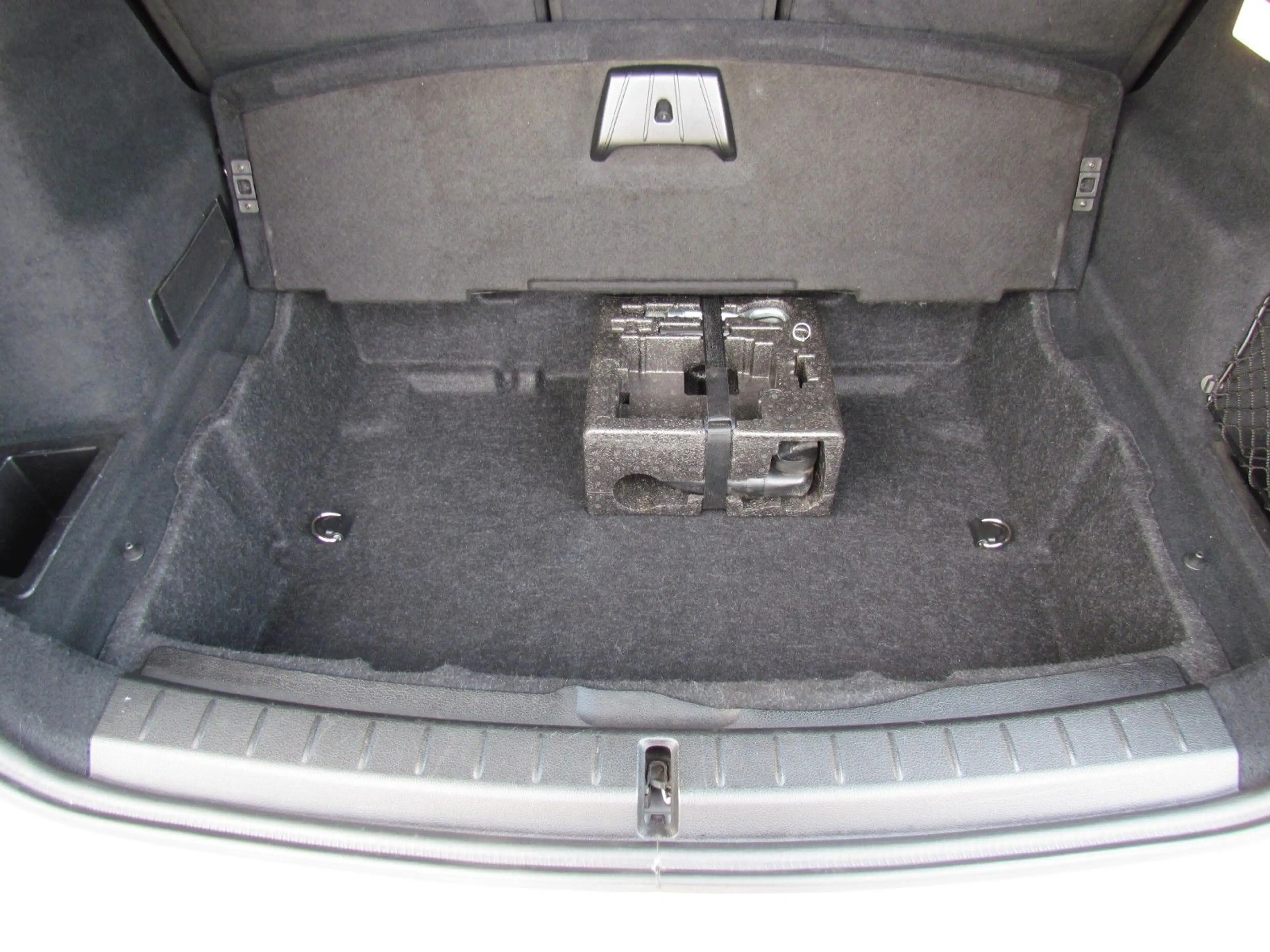 BMW 220 Baureihe 2 Active Tourer 220 d M-Packet — photo 10