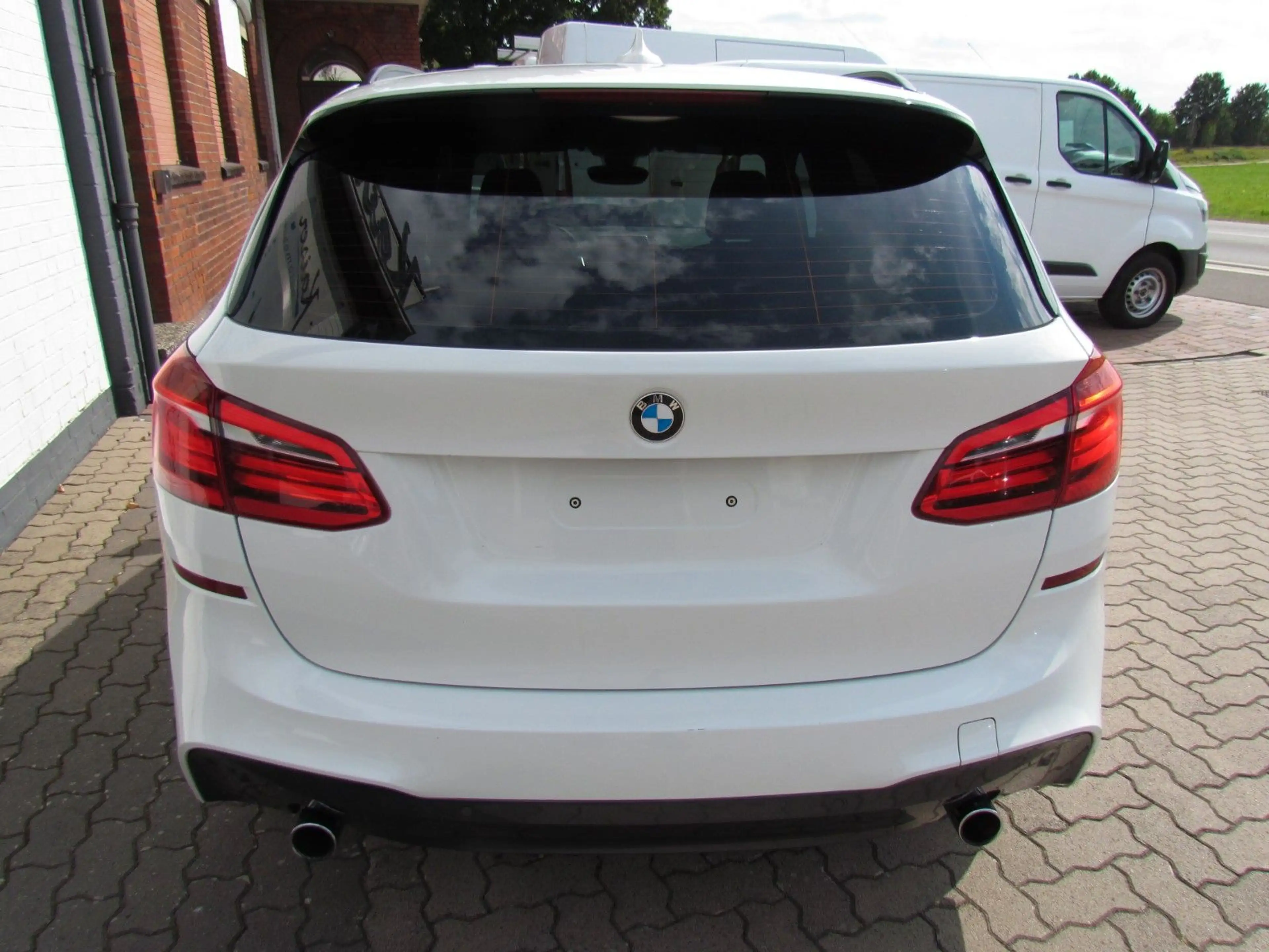 BMW 220 Baureihe 2 Active Tourer 220 d M-Packet — photo 5