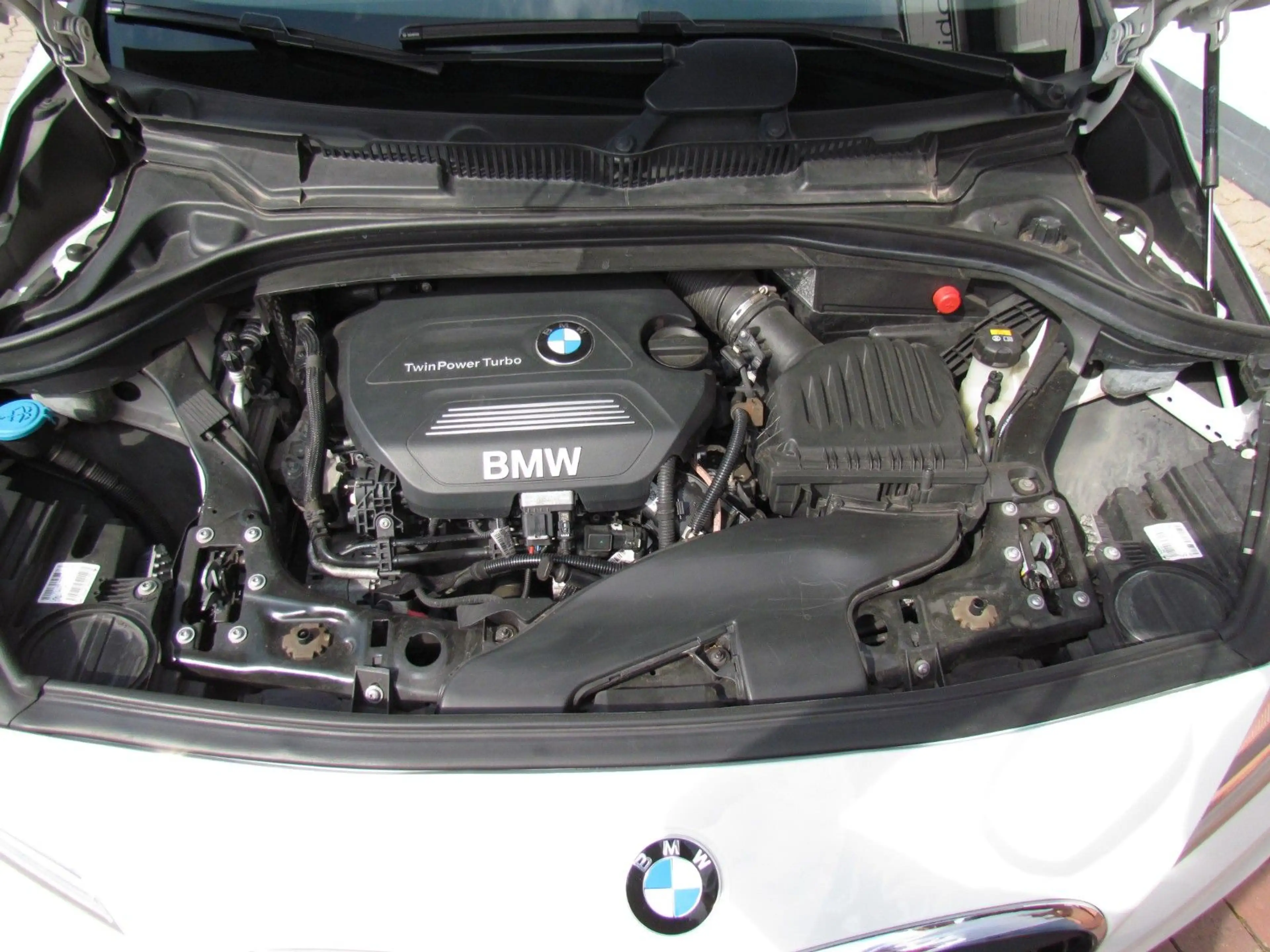 BMW 220 Baureihe 2 Active Tourer 220 d M-Packet — photo 15