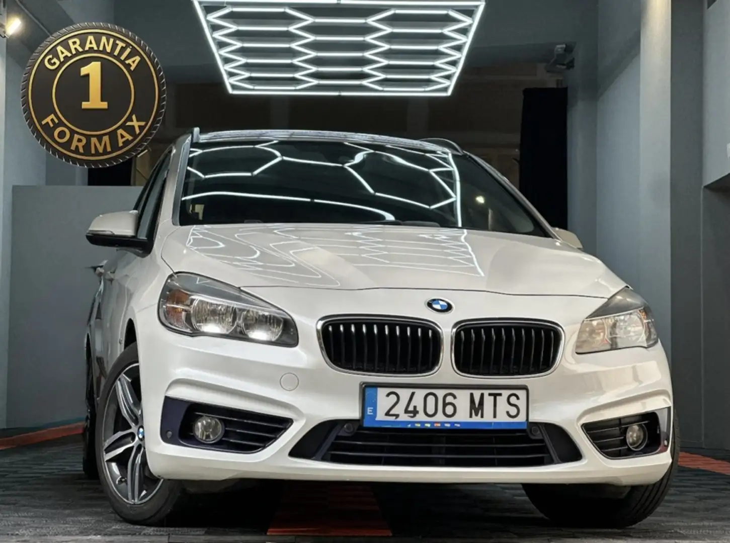 BMW 218 218dA Gran Tourer Blanc - 1