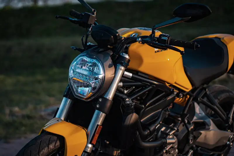 Ducati Monster 821 - foto 6