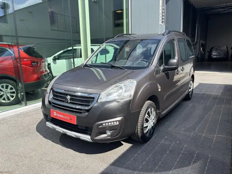 PEUGEOT Partner
