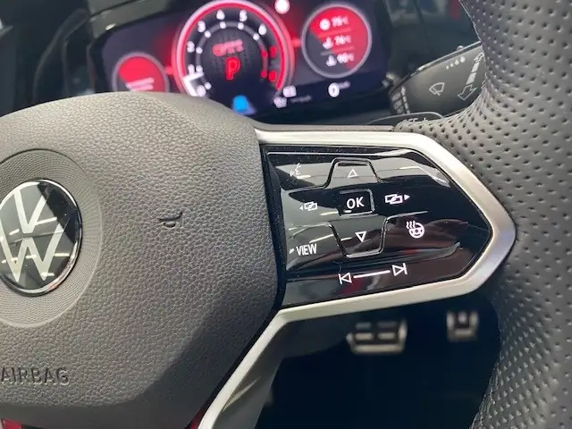 Volkswagen Golf view 19