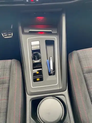Volkswagen Golf view 13