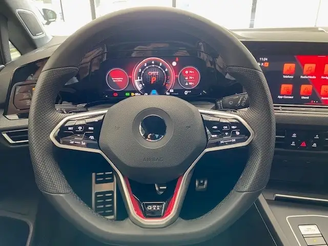 Volkswagen Golf view 15